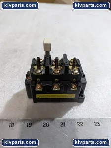 Allen-Bradley 815-B0V16 Manual Reset Overload Relay – actual item, photo 5 of 10
