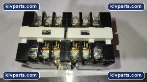 General Electric CR120C04002AA Relay – actual item, photo 5 of 7
