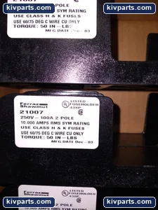 Mersen 21007 Fuse Block – actual item, photo 2 of 4