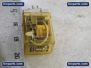 IDEC 24718 Relay – actual item, photo 5 of 11