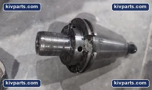 Kennametal Hydraulic Cylinder – actual item, photo 5 of 5