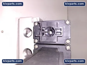 SMC VP744-5DZ1-04-M-X538 Residual Pressure Release Valve – actual item, photo 3 of 6