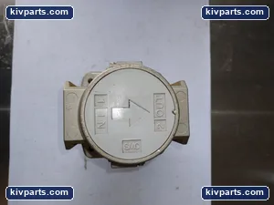 SMC AR60-N10-Z Pneumatic Air Pressure Regulator – actual item, photo 2 of 4