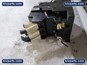 Fuji Electric 4NC2H0 SC-3N Magnetic Contactor – actual item, photo 9 of 10
