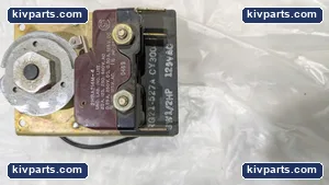 RG21 CY300 General Time Corp Delay Timer – actual item, photo 2 of 6