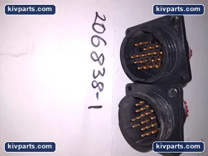 AMP 206838-1 – actual item, photo 4 of 6