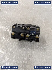 Telemecanique XES-D1181 Schneider Double Contact Block – actual item, photo 3 of 5