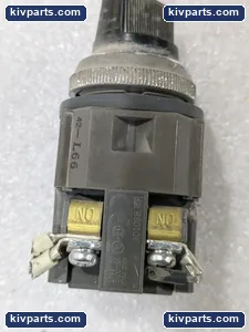 IDEC BS010E ASTN Selector Switch Black Knob – actual item, photo 7 of 11