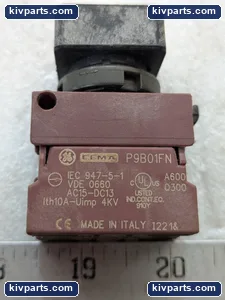P9B01FN Red Pushbutton – actual item, photo 5 of 8