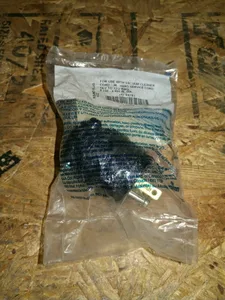 Leviton Black Rubber Plug
