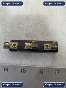 Square D AP-3 Class 9070 Type Fuse Block – actual item, photo 3 of 9