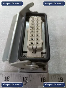 Phoenix Contact LR13631 Connector – actual item, photo 13 of 14