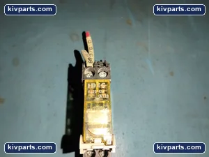 IDEC SJ2S-07L DIN Rail Relay Socket Base – actual item, photo 7 of 9