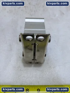 SMC CQ2L63-10DZ Compact Air Cylinder – actual item, photo 4 of 6