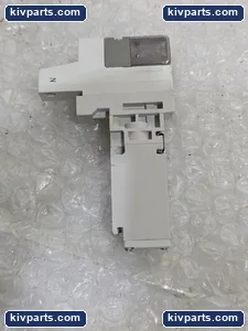 SMC VQC1100N-51 Solenoid Valve 5 Port Base – actual item, photo 6 of 7
