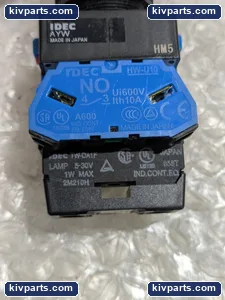 IDEC HW-U10 Switch – actual item, photo 2 of 5
