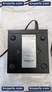Netgear GS305 Ethernet UNMANaged Switch – actual item, photo 2 of 8