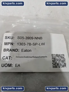 Eaton 1303-7B-SP-LW Toggle Light Switch – actual item, photo 2 of 9