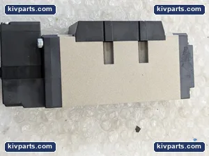 SMC VFR4100-5FZB Mounted Pneumatic Solenoid Valve – actual item, photo 3 of 8