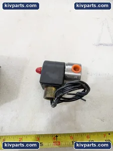 Parker 71315SN2EN00N0C111P3 Solenoid Valve – actual item, photo 4 of 5
