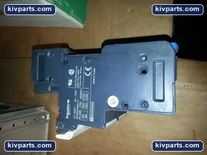 Schneider Electric DF222 Fuse Holder – actual item, photo 3 of 5