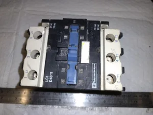 Telemecanique LC1 D4011 Contactor