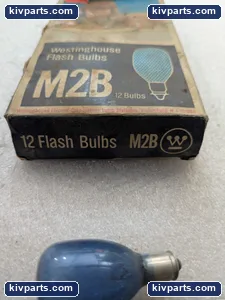 Westinghouse M2B Blue Dot Flashbulbs Bayonet Base – actual item, photo 5 of 7