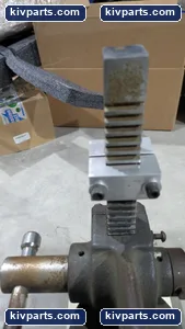 FAMCO 1 hand-operated arbor press – actual item, photo 8 of 10
