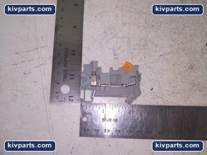 Eaton XBQU15 Feed-Through Terminal Block – actual item, photo 2 of 4