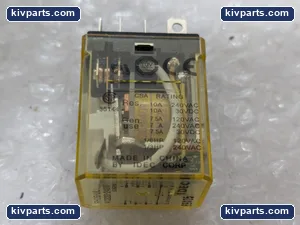 IDEC RH2B-UL Relay – actual item, photo 3 of 6