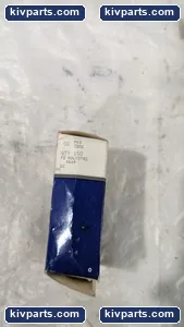 AMP 202236-4 Bldg – actual item, photo 2 of 3