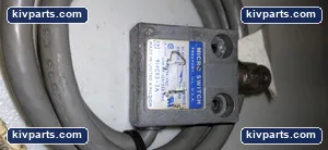 Honeywell 914CE2-3A Micro Switch – actual item, photo 2 of 3