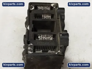 918196-1 Overload Relay Heater Block Base – actual item, photo 2 of 5