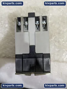 Square D Industrial Control Relay – actual item, photo 5 of 8
