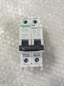 Schneider Electric 60140 P/N: Miniature Circuit Breaker – actual item, photo 1 of 5