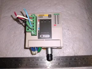 Omron V600