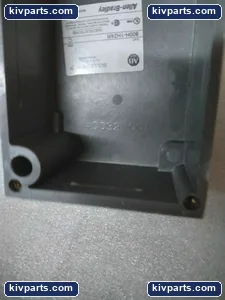 Allen-Bradley 800H-1HZ4R Bulletin Pushbutton Enclosure – actual item, photo 4 of 10
