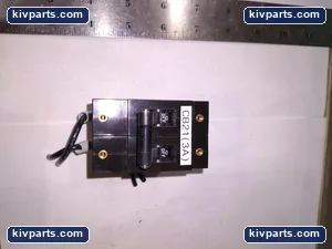 IDEC 21611-R1 Circuit Protector – actual item, photo 2 of 4