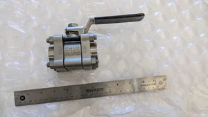 Whitey SS-65TSW12F