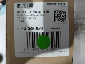 Eaton URS21090D1J1A1A Riser Pole MOV Surge Arrester