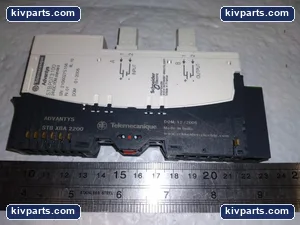 Telemecanique STBPDT3100 PLC I/O Module – actual item, photo 3 of 4