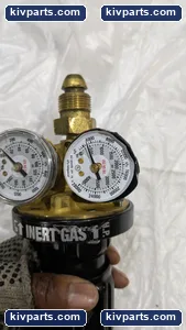 INERT GAS 300PSIG 20600KPA GAS REGULATOR – actual item, photo 3 of 9