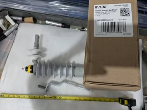 Eaton UHS18080A3A8C1A VariSTAR Heavy Duty MOV Arrester