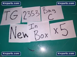 1051654-1 Plug RF Coaxial Connector – actual item, photo 3 of 3