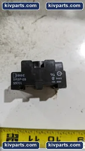 IDEC SR3P-05 Relay Socket – actual item, photo 3 of 5