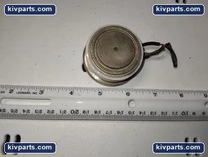DCR705 Medl Thyristor – actual item, photo 2 of 3