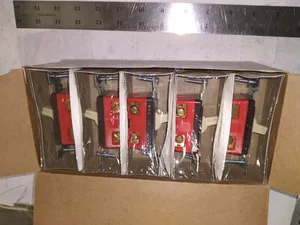 Arrow Hart Three WAY Ivory Switch