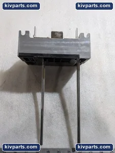 SMC PBT-GF33 Manifold Base Connector Block – actual item, photo 4 of 7