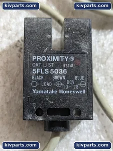 Yamatake Honeywell 5036 Proximity Sensor – actual item, photo 2 of 5