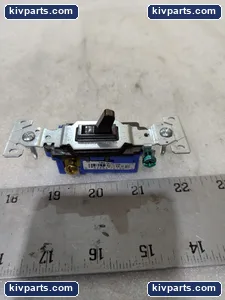 Eaton 1303-7B-SP-LW Toggle Light Switch – actual item, photo 6 of 9